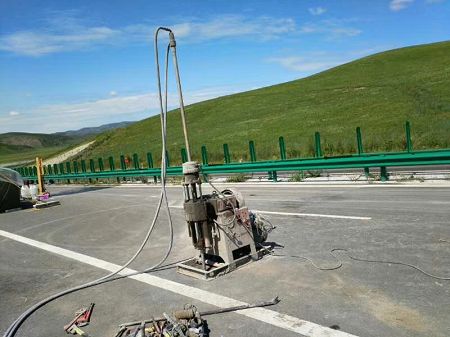 册亨公路地基基础注浆加固